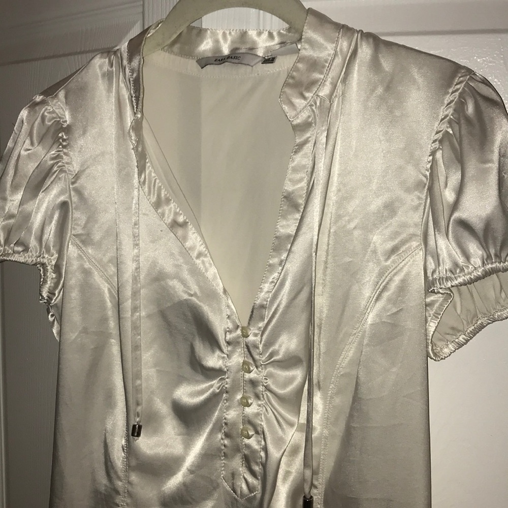Zara Silky white top